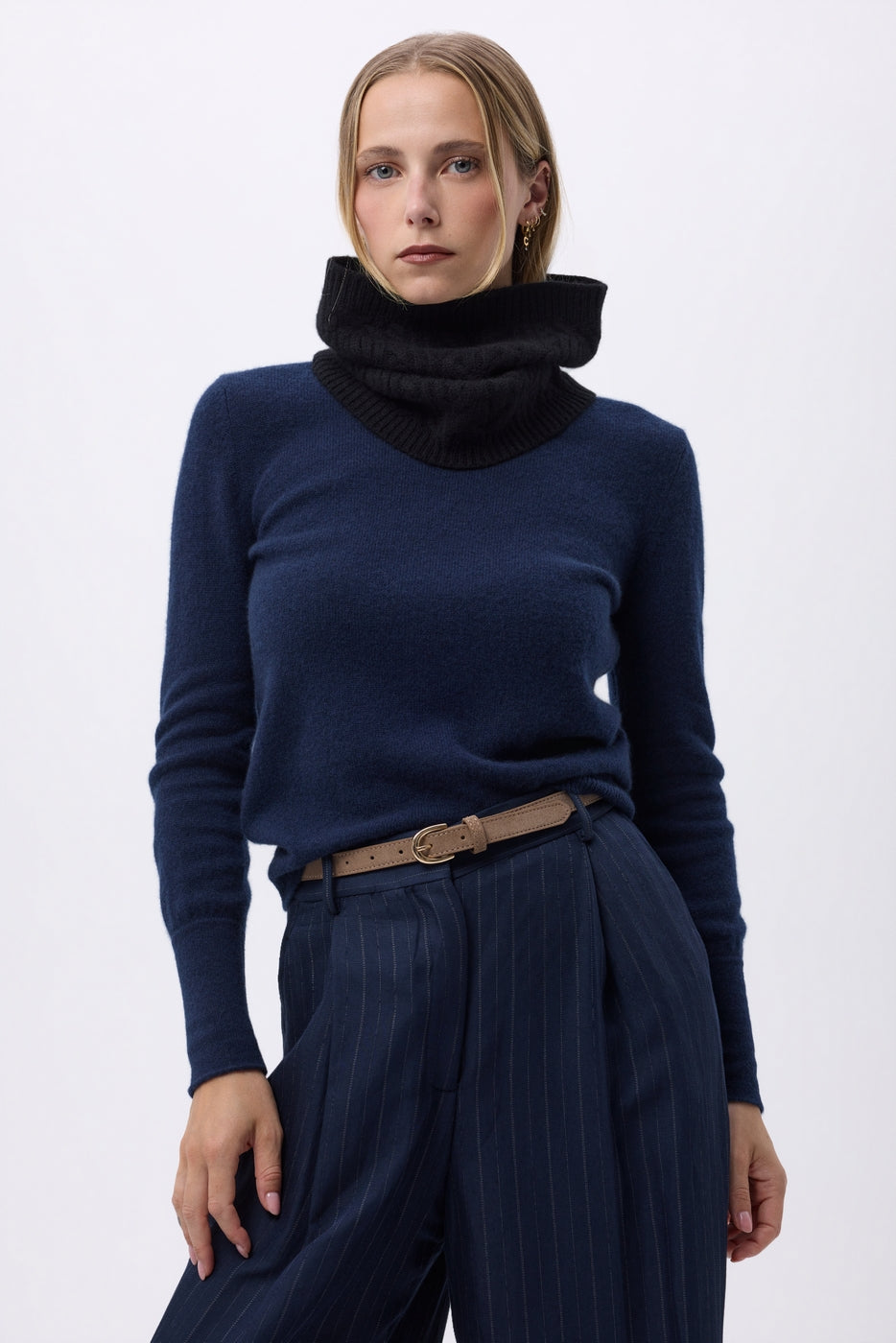 Komin z warkoczowym splotem Macha - Czarny - Unisex