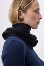 Komin z warkoczowym splotem Macha - Czarny - Unisex