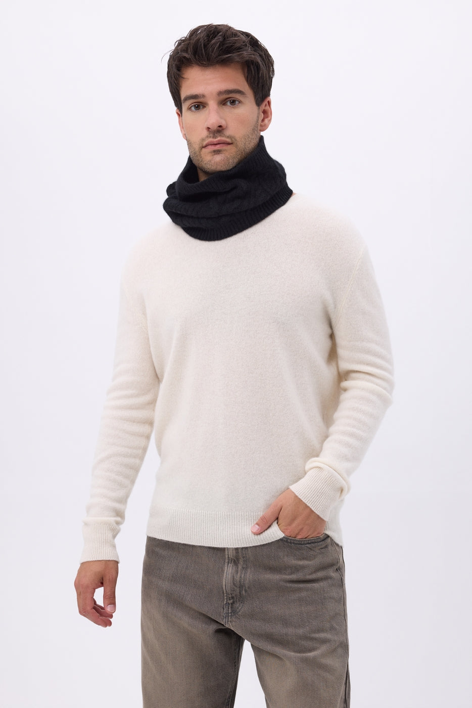 Komin z warkoczowym splotem Macha - Czarny - Unisex