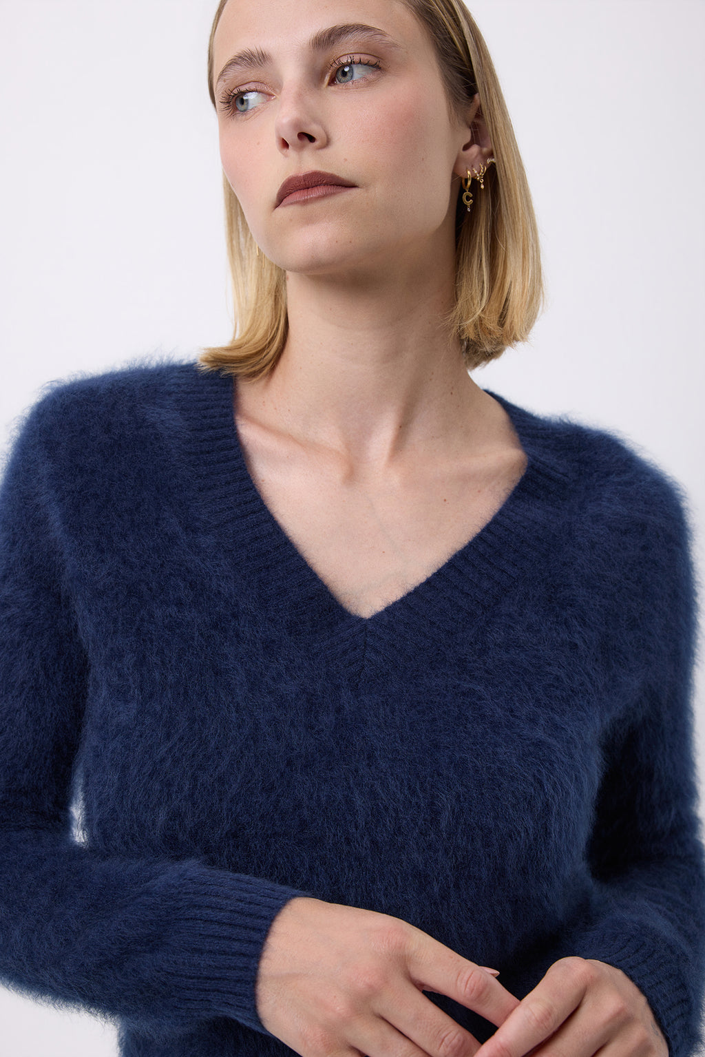 V-hals – Geborsteld kasjmier Mael - Marineblauw - Dames