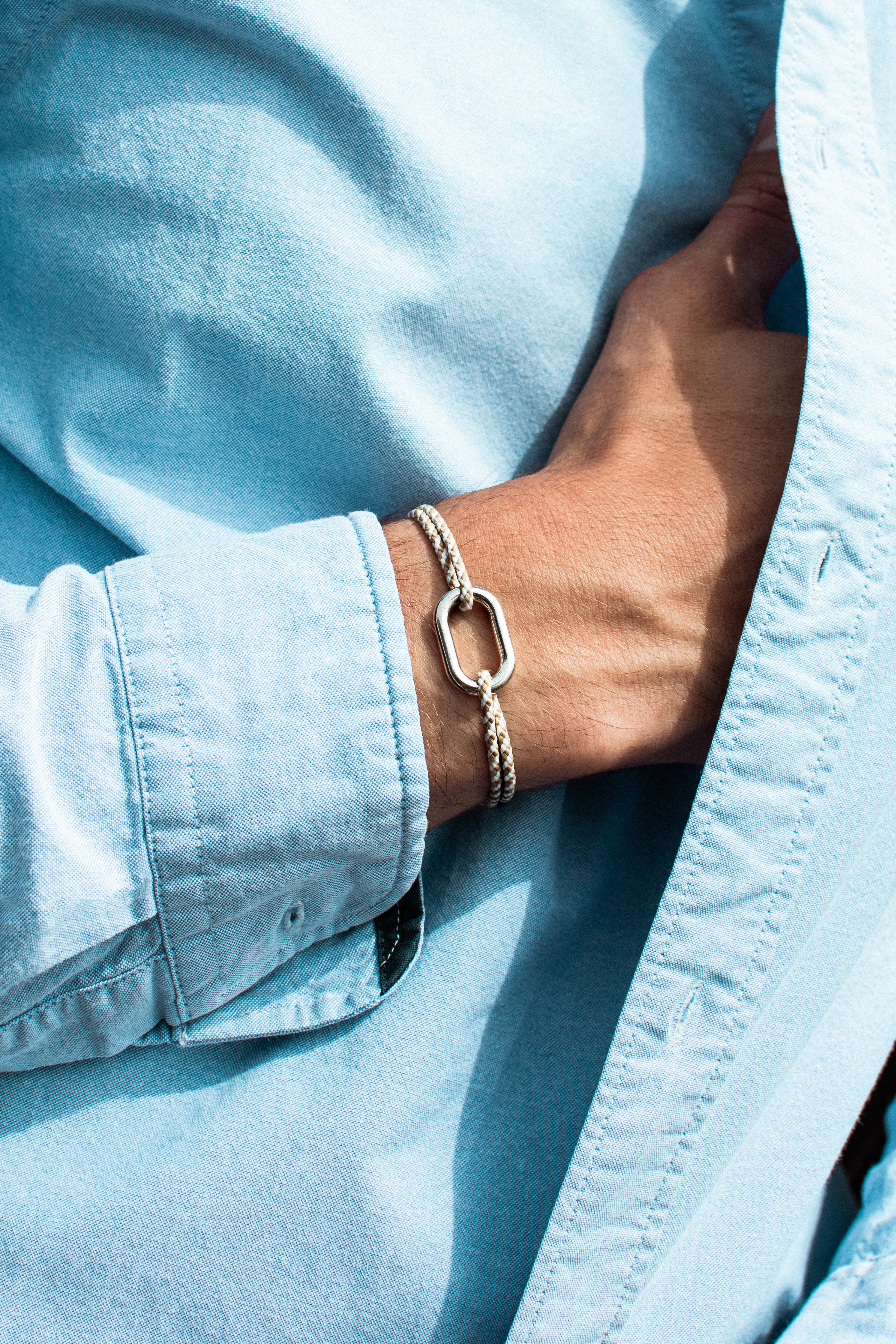 Hune Bracelet - Beige And White