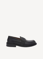 Maison Kitsune - Penny Loafer de Cuero - Negro - Mujer