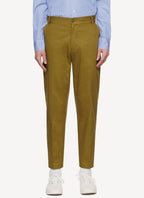 Maison Kitsune - Large Pleated Bermuda - Khaki Stripe - Hombre