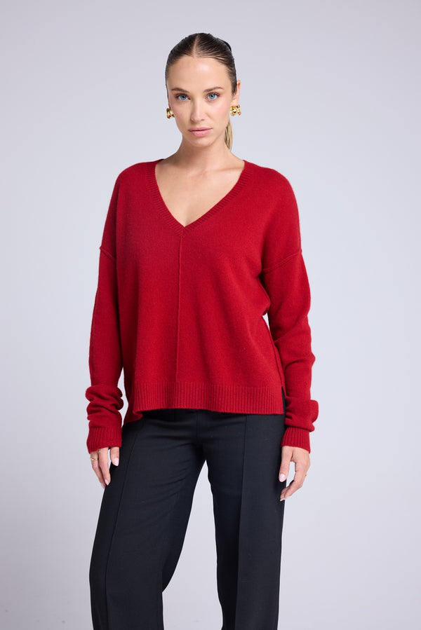 Pull Col V Oversize Coutures Manon - Rouge Bordeau - Femme