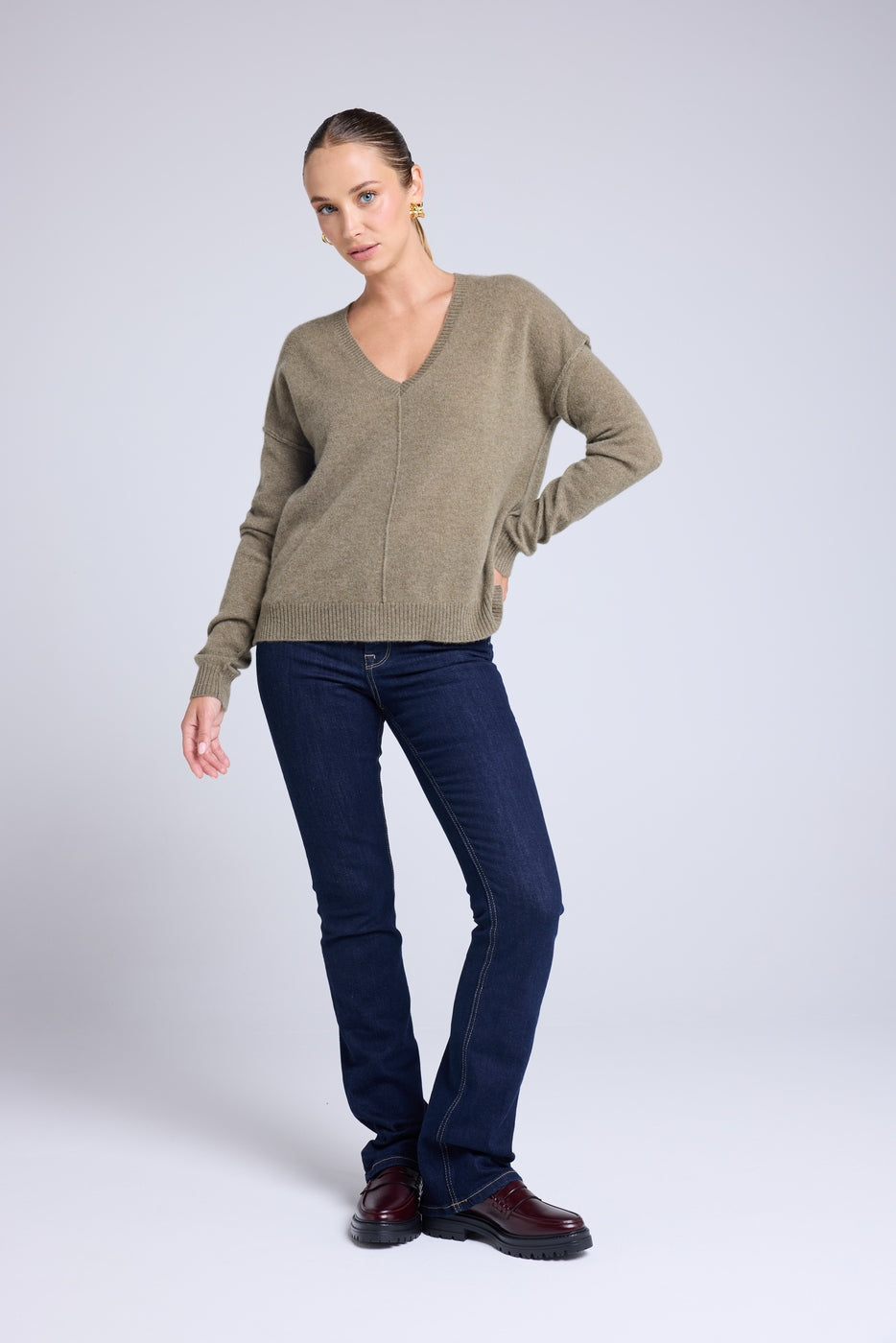 Oversized Trui Met V-hals En Naden Manon - Khakigroen - Dames