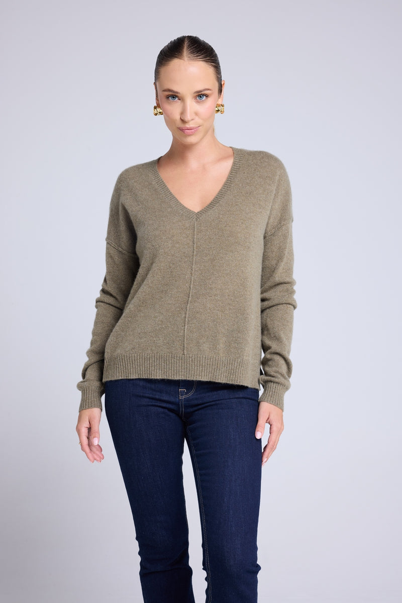 Pull Col V Oversize Coutures Manon - Vert Khaki