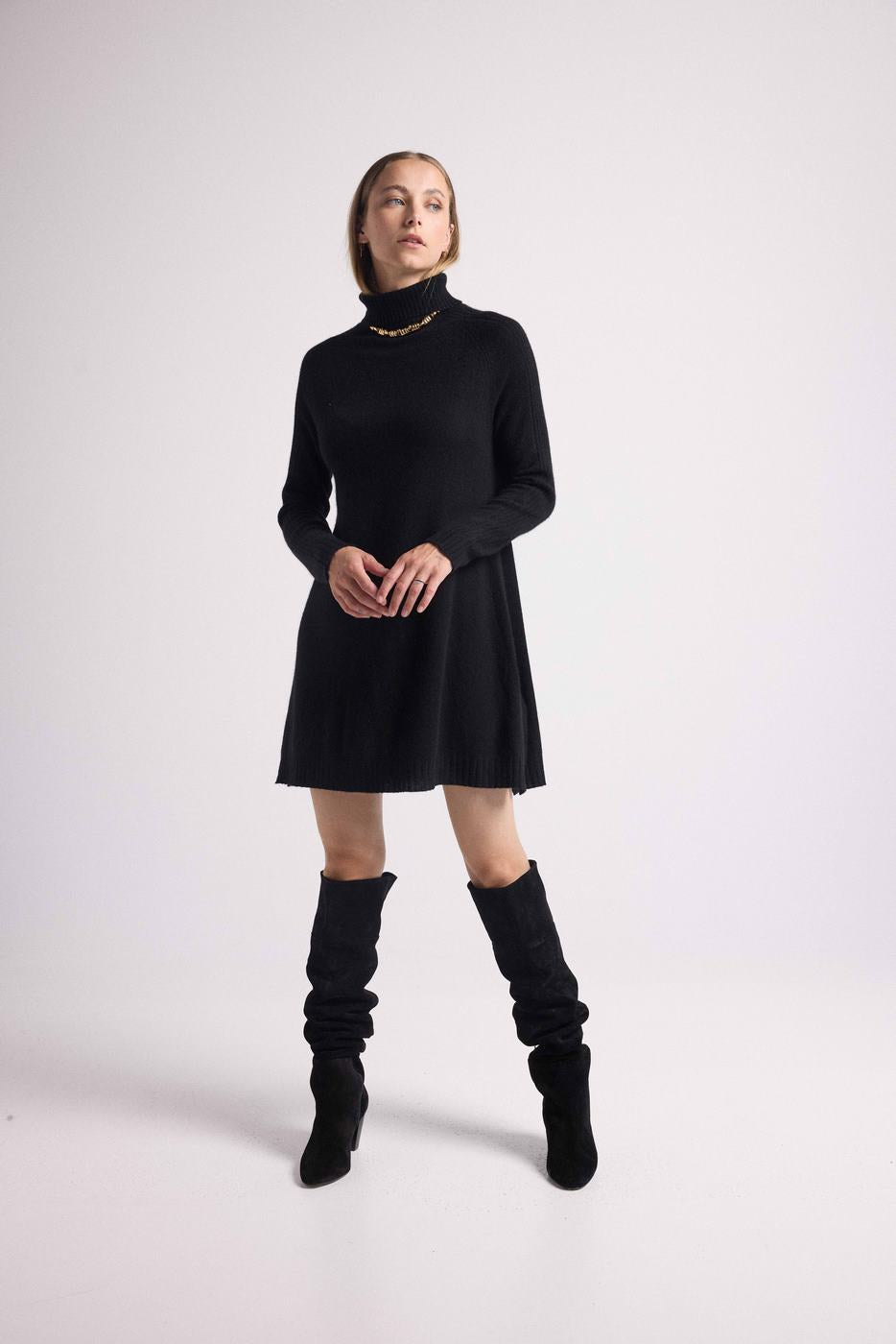 Rollkragenkleid Marie – Schwarz – Damen