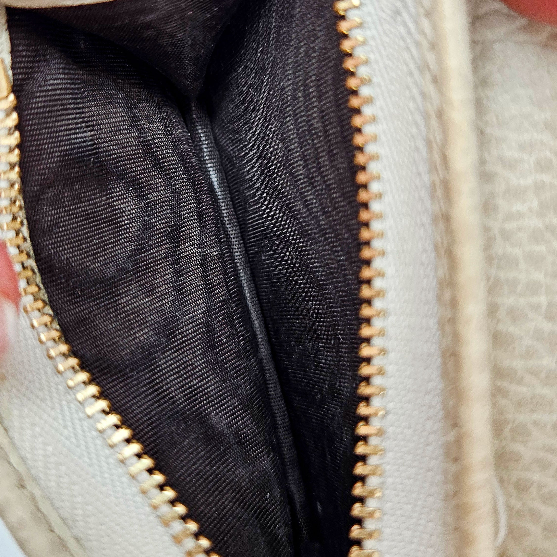 Cartera Gucci GG Marmont