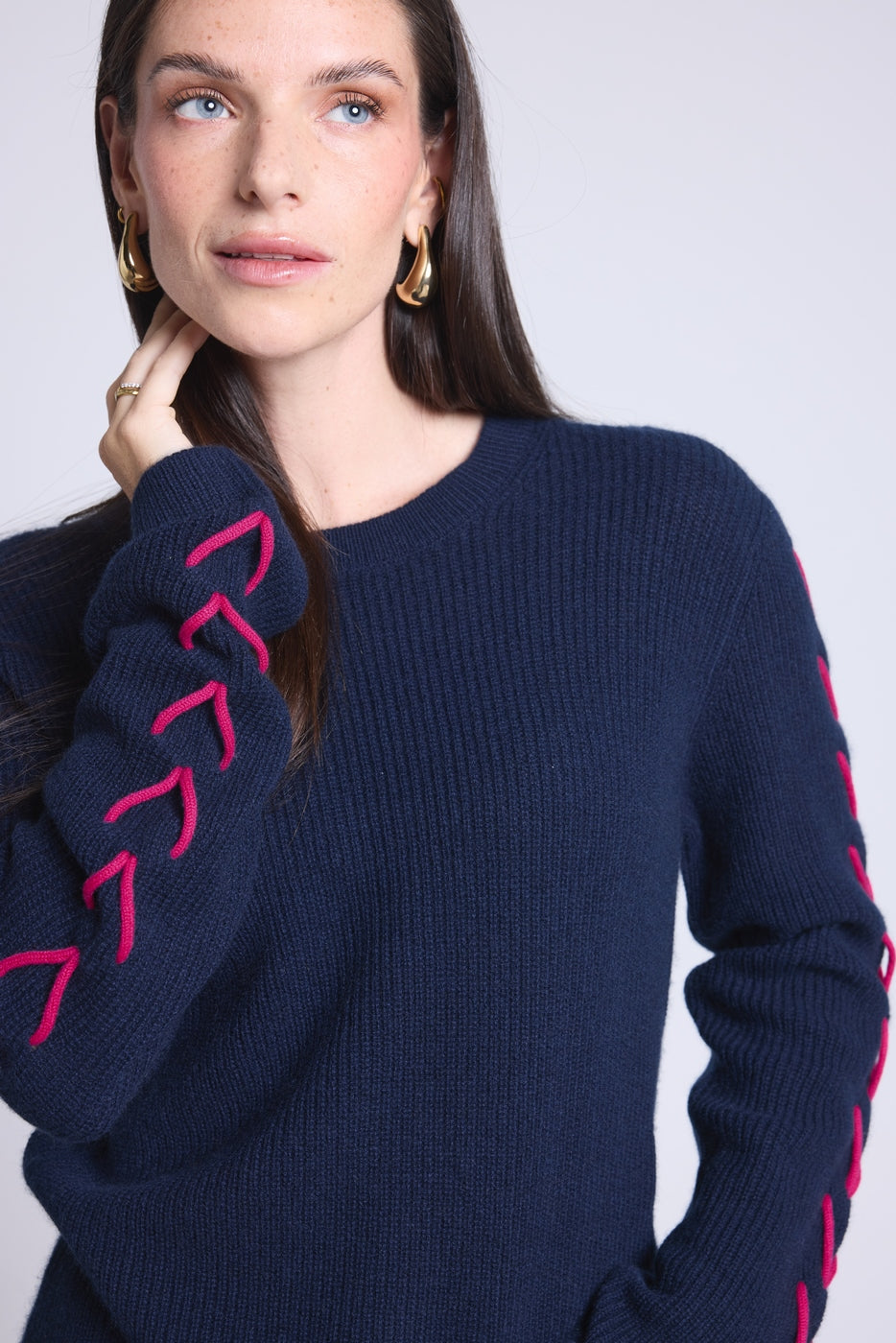 Jersey de cuello redondo con cordones en las mangas Marta - Azul marino fucsia - Mujer