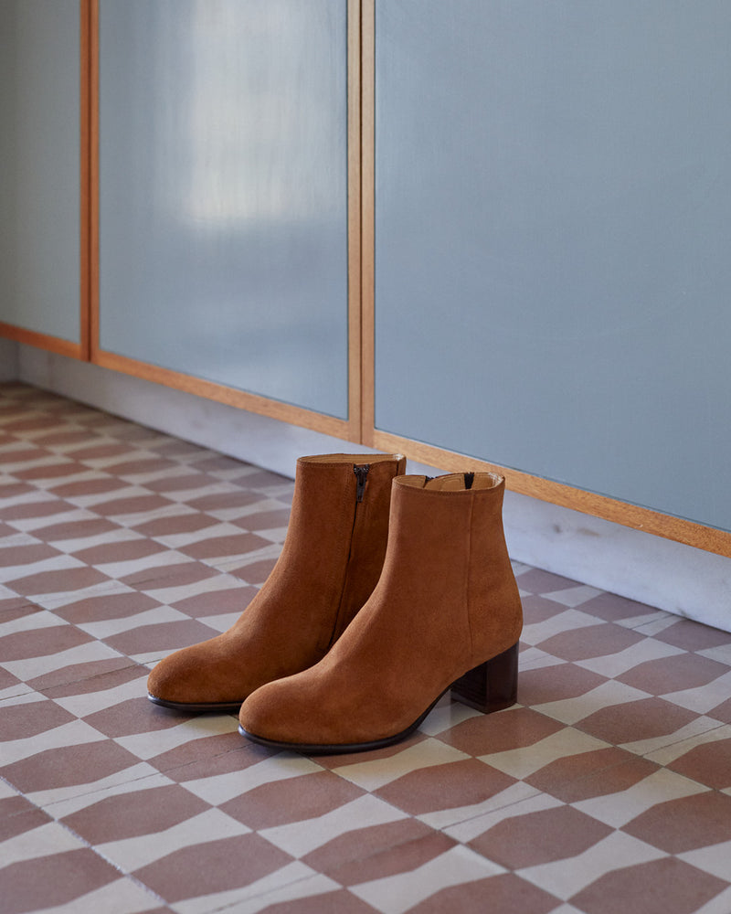 Botas de tacón Maud - Gamuza coñac - Suela de cuero - Mujer