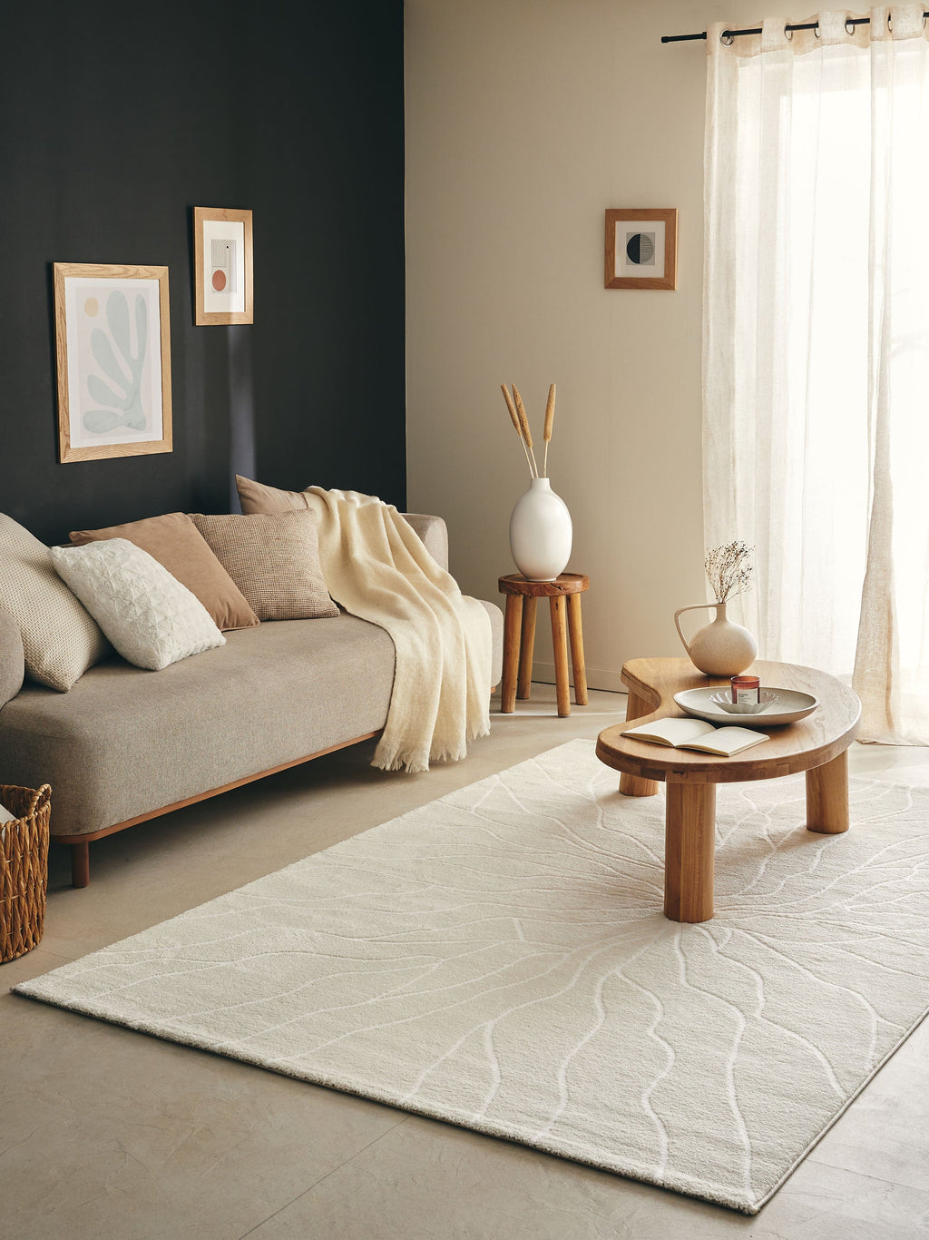 Cream Geometric Rug: MEM566CRE - Nazar rugs