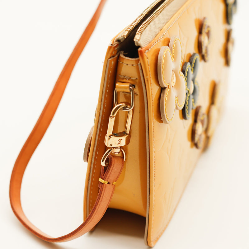 La Pochette Lexington Flower Louis Vuitton