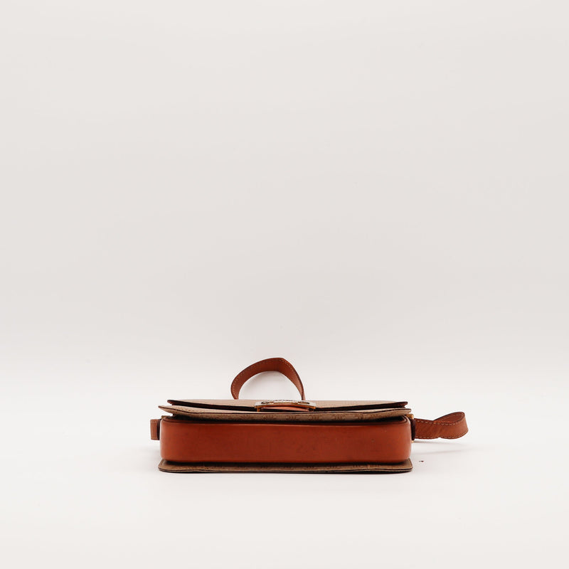 Le Triomphe Céline Macadam