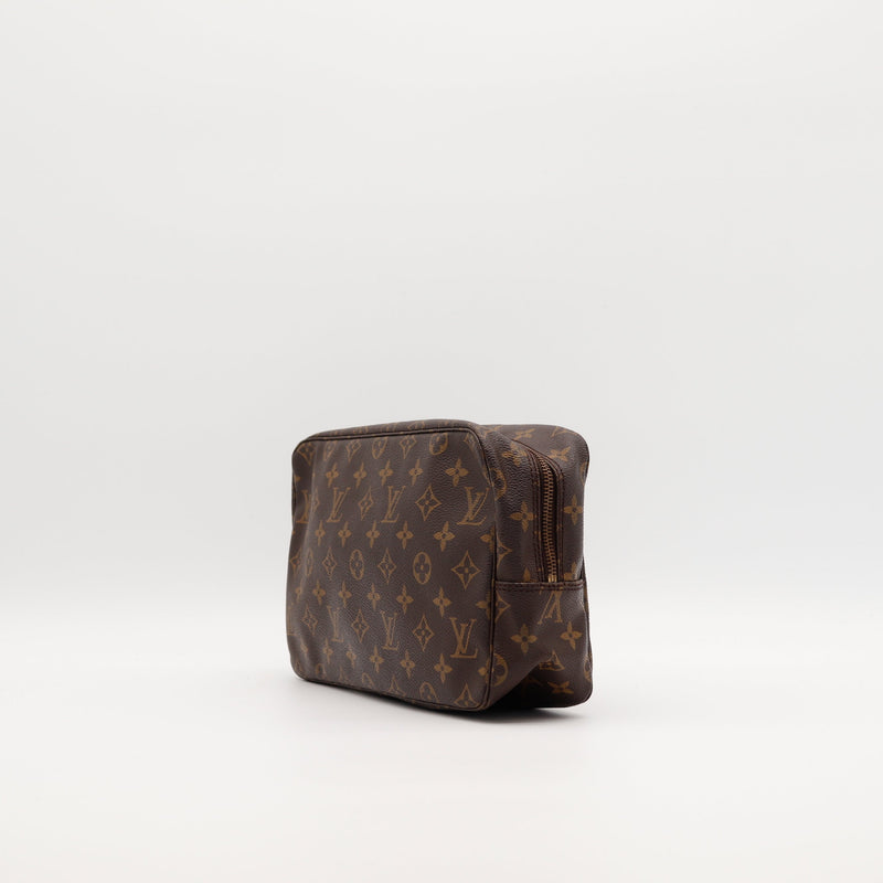 La Pochette Toilette 28 Louis Vuitton