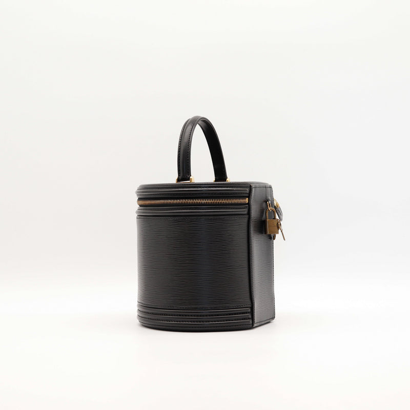 Le Vanity Cannes Louis Vuitton