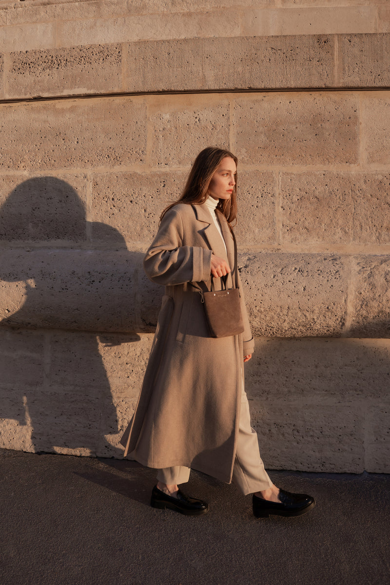 Skadi Suede Handbag - Taupe