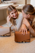 Sac Bandouliere Aela Box - Camel Fonce