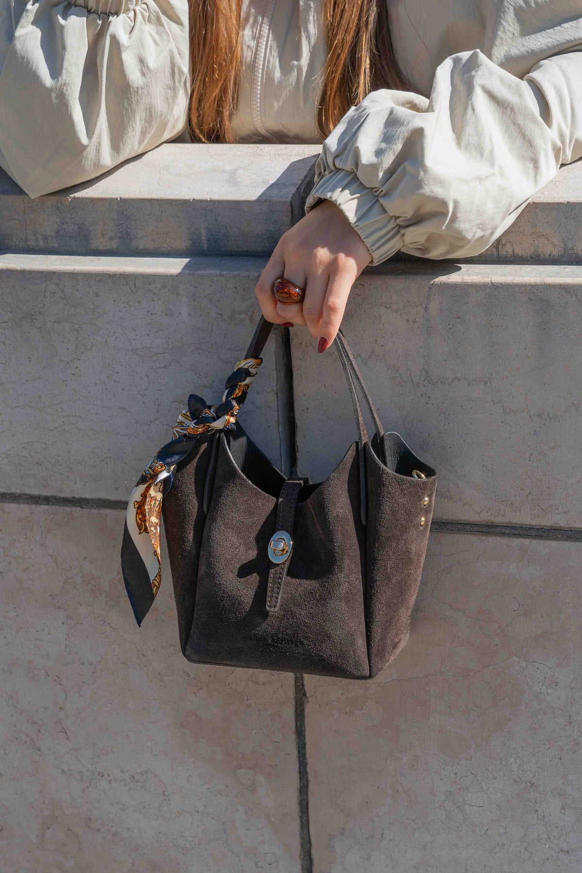 Aube Suede Handbag - Brown