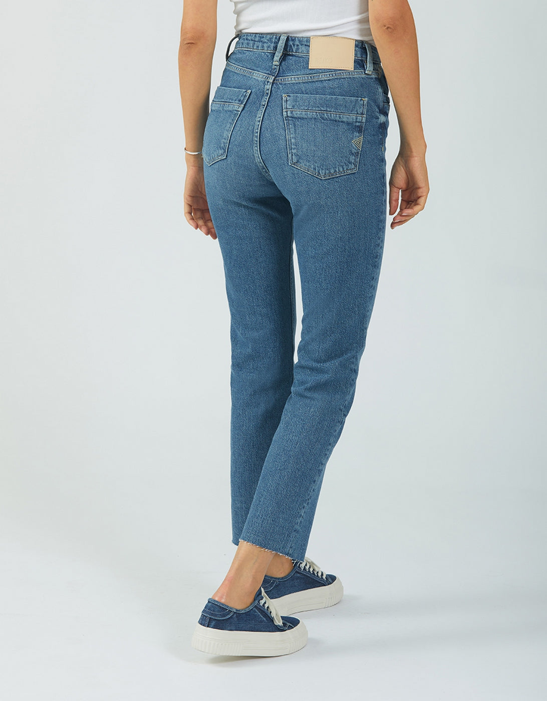 Miloevo Straight Jeans - Dnm B-375 - Women