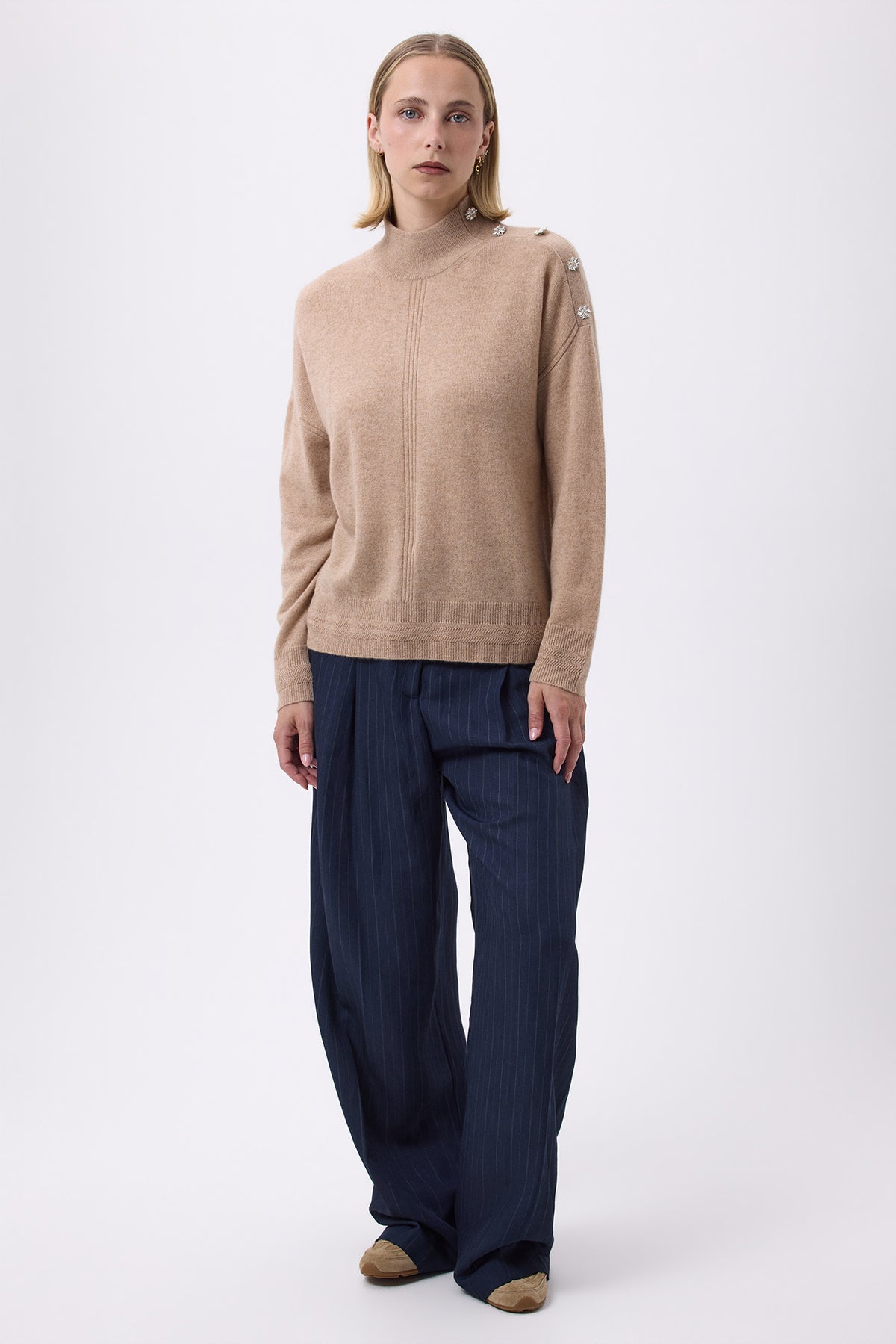 Miranda Rullekravebluse Med Smykkeknapper - Cremebeige - Dame