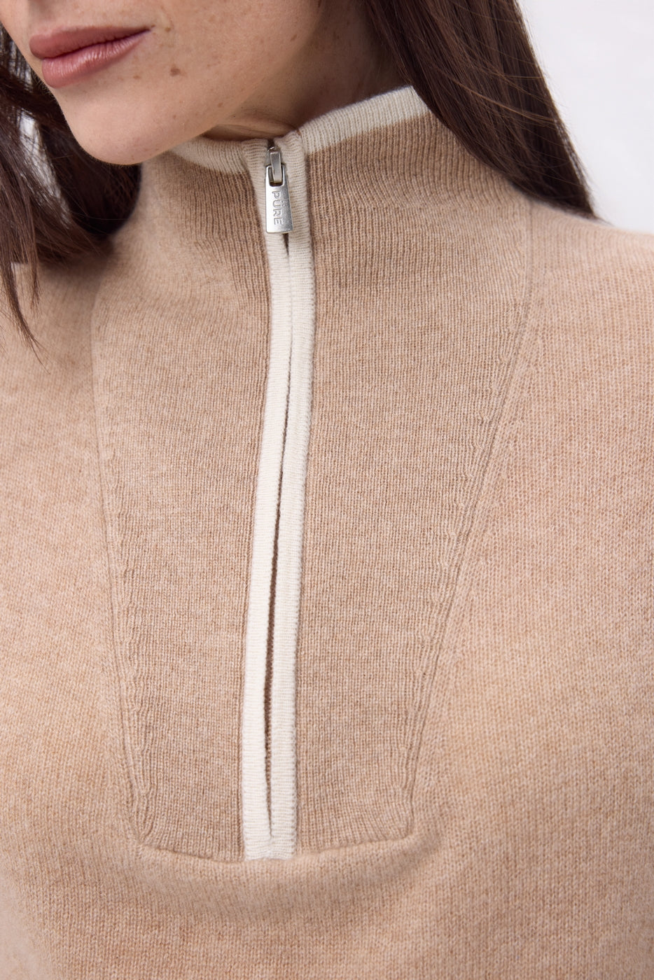 Jersey de cuello alto con cremallera y ribete Miska - Beige crema blanco - Mujer