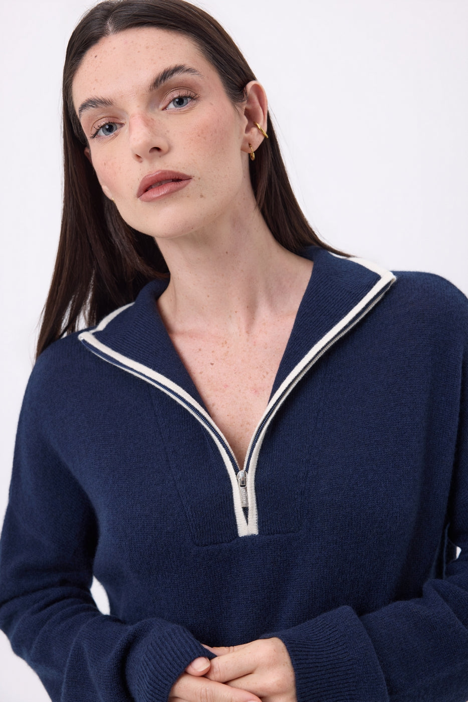 Jersey de cuello alto con cremallera y ribete Miska - Azul marino blanco - Mujer