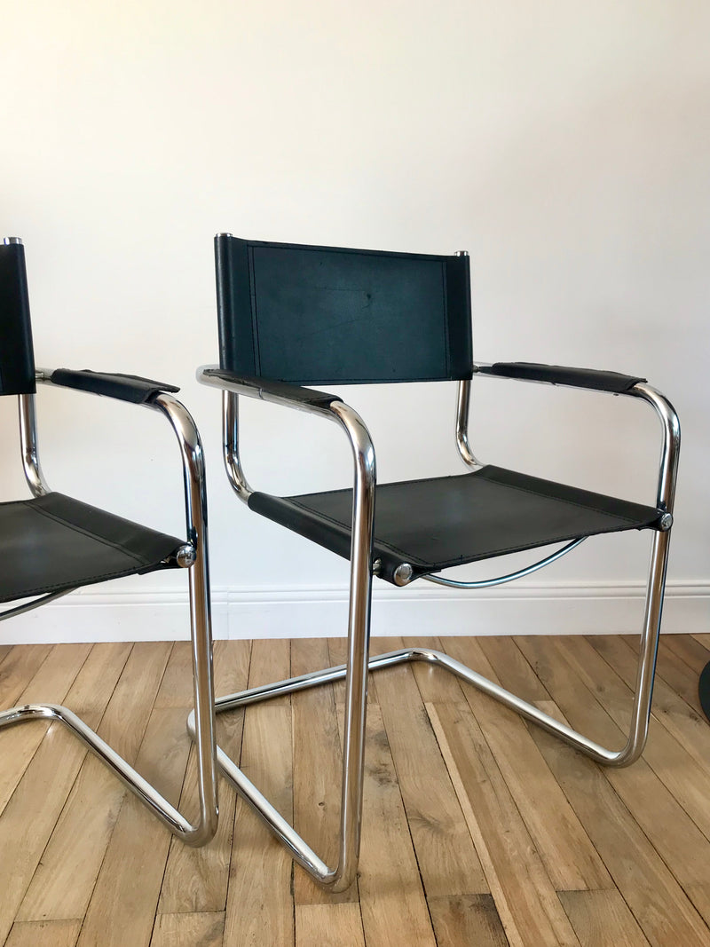 Paire De Fauteuils Design Tubulaires En Chrome Et Croute De Cuir - Années 70