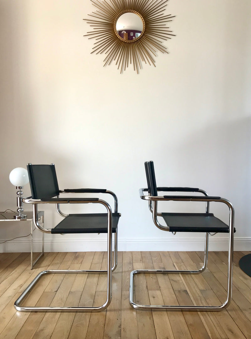 Paire De Fauteuils Design Tubulaires En Chrome Et Croute De Cuir - Années 70