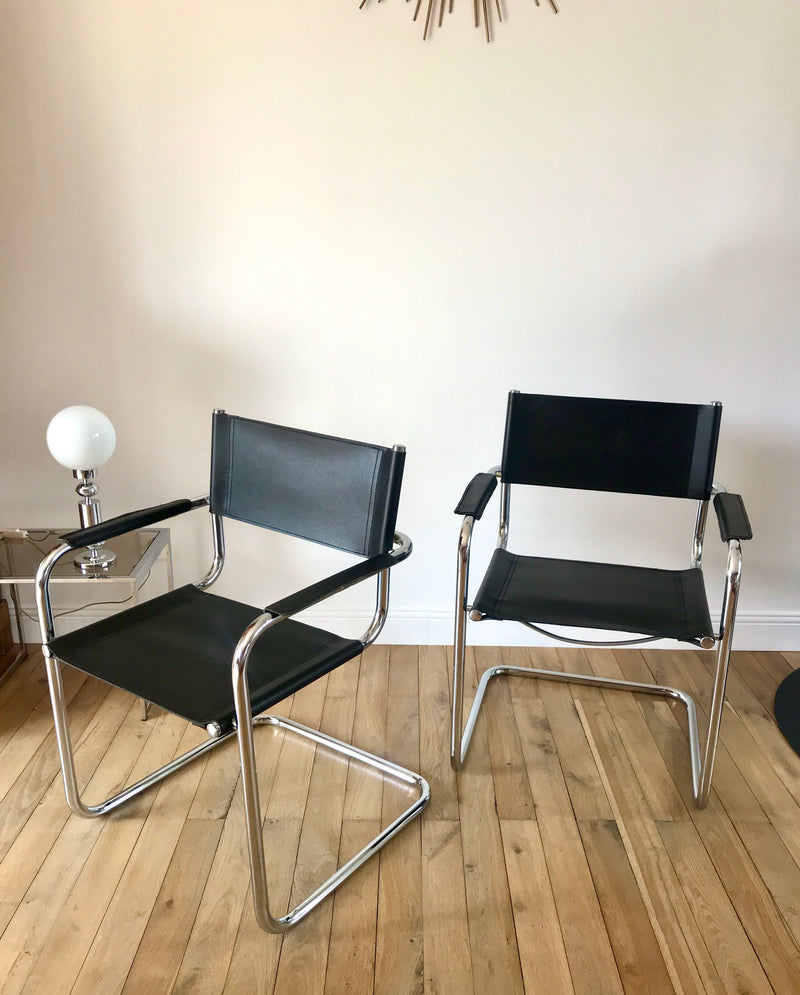 Paire De Fauteuils Design Tubulaires En Chrome Et Croute De Cuir - Années 70