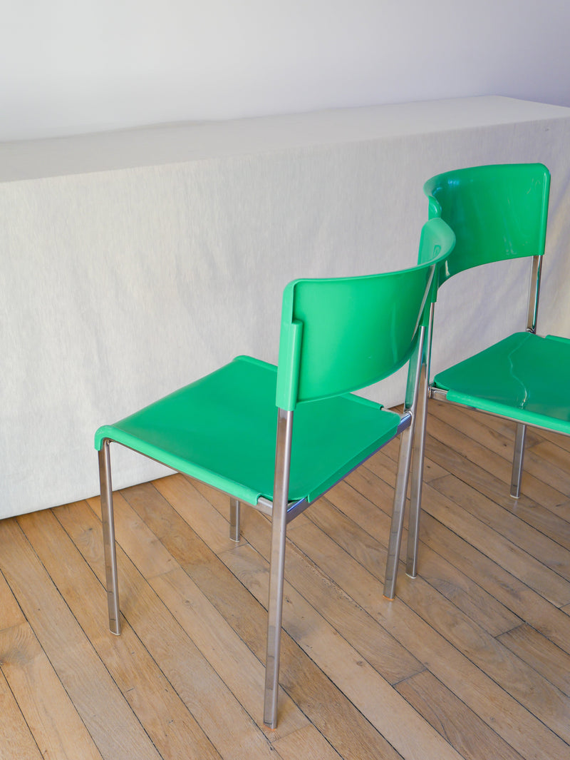 Paire De Chaises Plastique Vert Et Pieds Chromes Mobilier International Signé Lafargue - 970