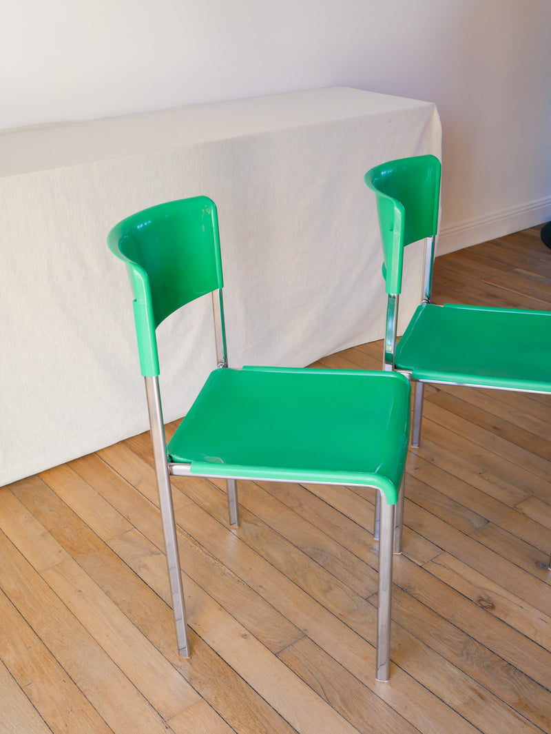 Paire De Chaises Plastique Vert Et Pieds Chromes Mobilier International Signé Lafargue - 970