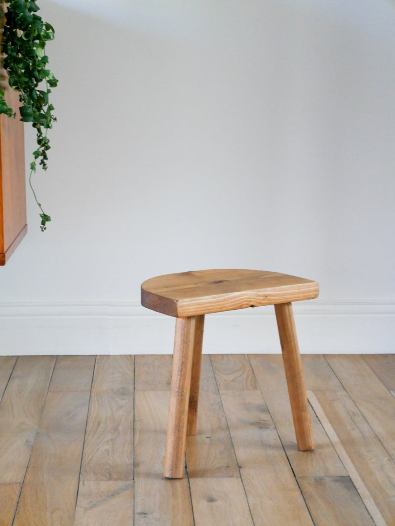 Tabouret Tripode En Bois - Vintage - 27 X 27 X 19 Cm