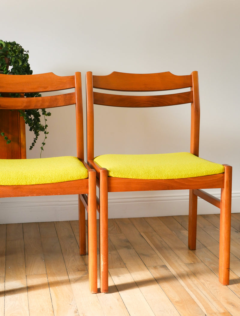 Ensemble De 4 Chaises En Pin Et Laine Bouillie - Vert - Entièrement Retapissées - Design Scandinave - 1960