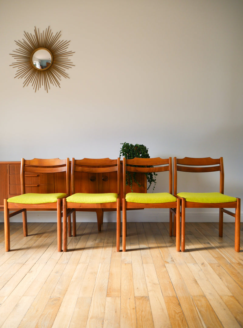 Ensemble De 4 Chaises En Pin Et Laine Bouillie - Vert - Entièrement Retapissées - Design Scandinave - 1960