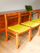 Ensemble De 4 Chaises En Pin Et Laine Bouillie - Vert - Entièrement Retapissées - Design Scandinave - 1960