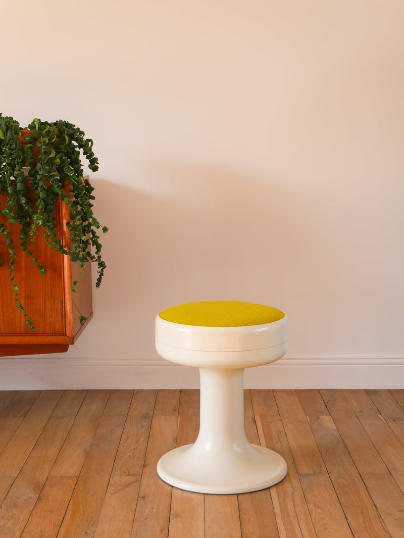 Tabouret En Plastique À Pieds Tulipe Et Tissus En Laine Bouillie Vert - Entièrement Retapissé - 1970