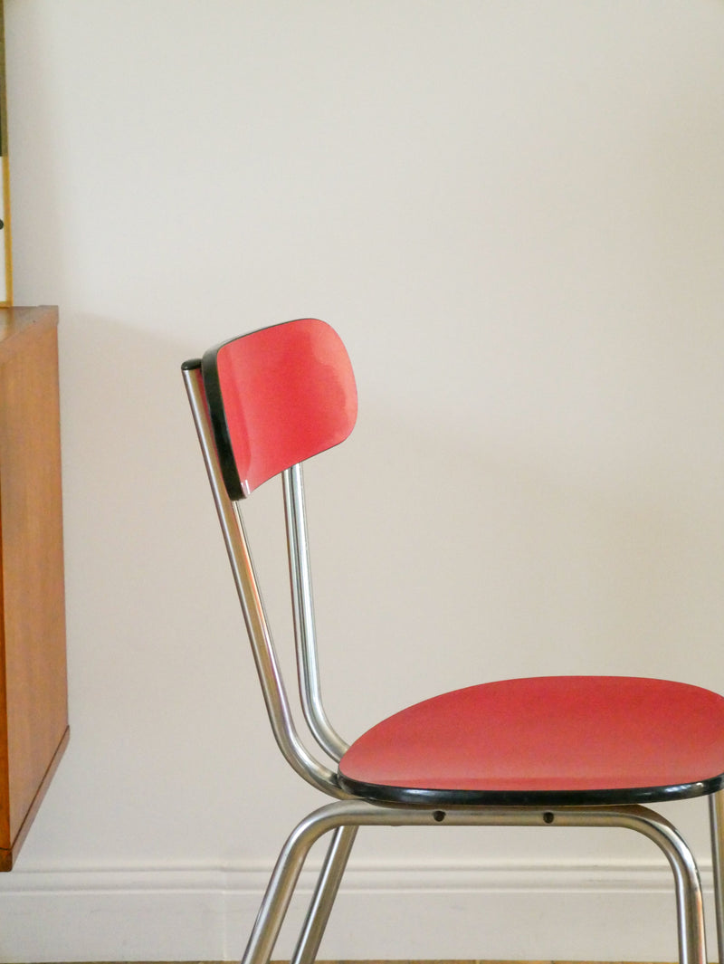 Paire De Chaises En Formica Et Chrome - Rouges À Motifs - 1970