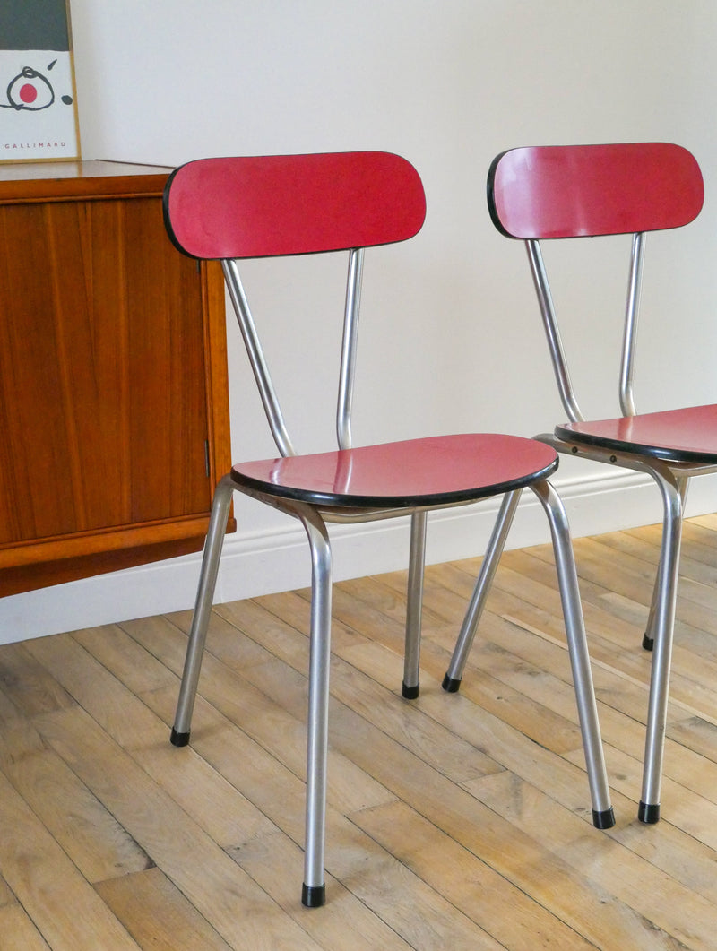 Paire De Chaises En Formica Et Chrome - Rouges À Motifs - 1970