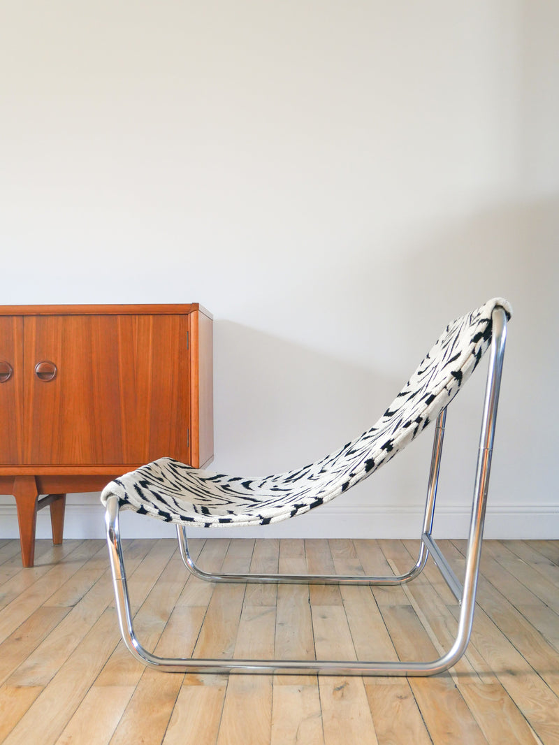 Lounge Chair / Fauteuil Tubulaire Piètements En Chrome - Retapissé En Tissus Zèbre - Noir Et Blanc - Par Michel Boyer - Design - 1970