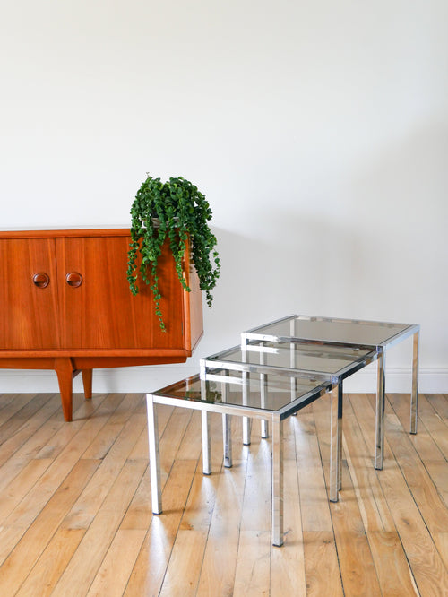 Ensemble De Trois Tables Basses Gigogne - En Verre Fumé Et Chrome - Design - 1970