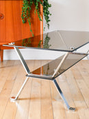 Table Basse Rectangulaire Double Plateaux - En Chrome Et Verre Fumé - Design,1970