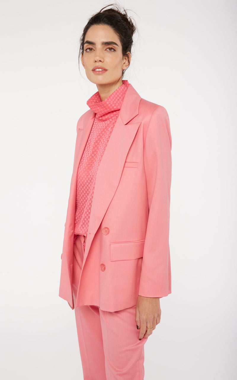 Modetrotter - Valeria Thorens Pink Jacket
