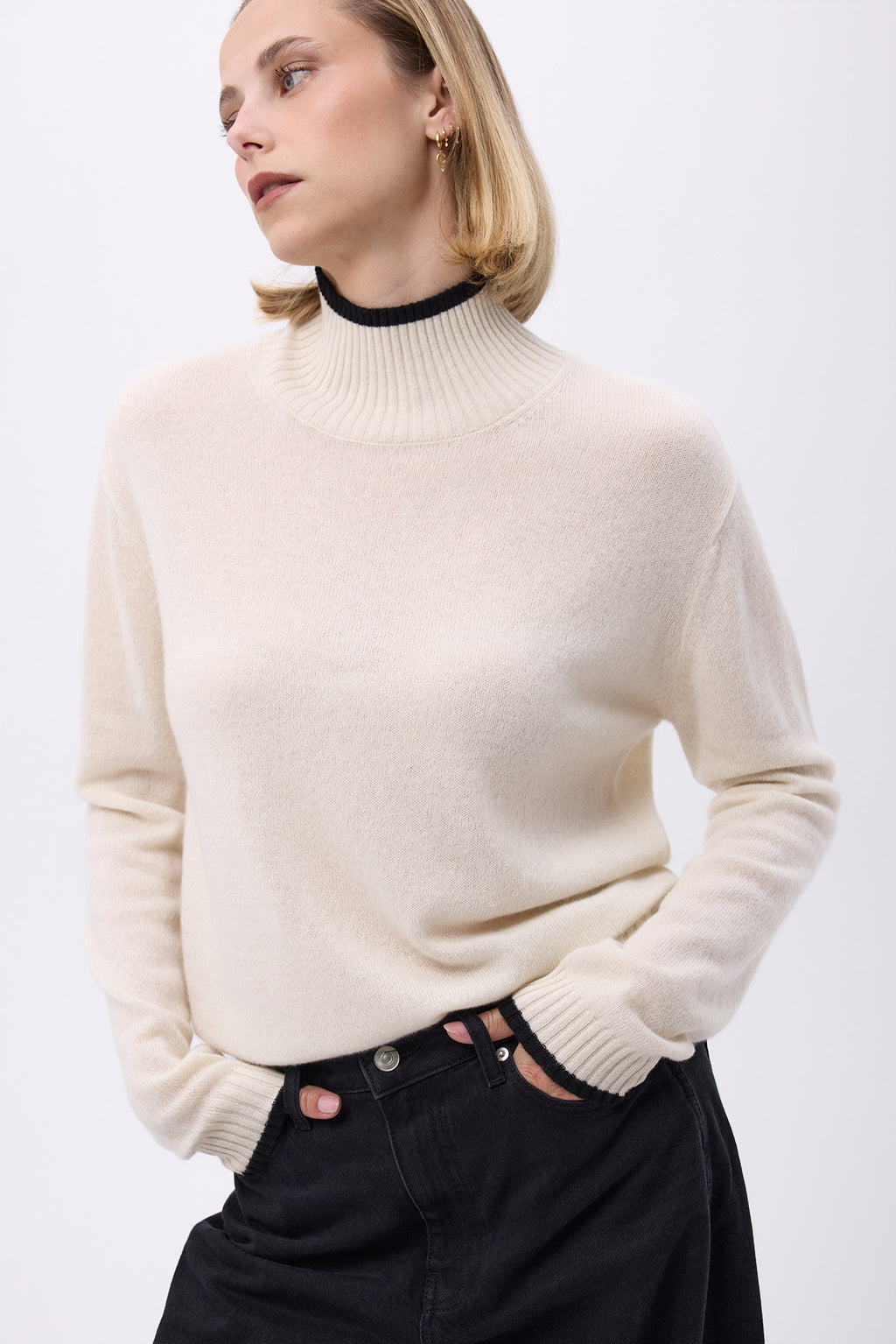 Pull Col Montant À Liseret F Mona - Blanc Noir - Femme