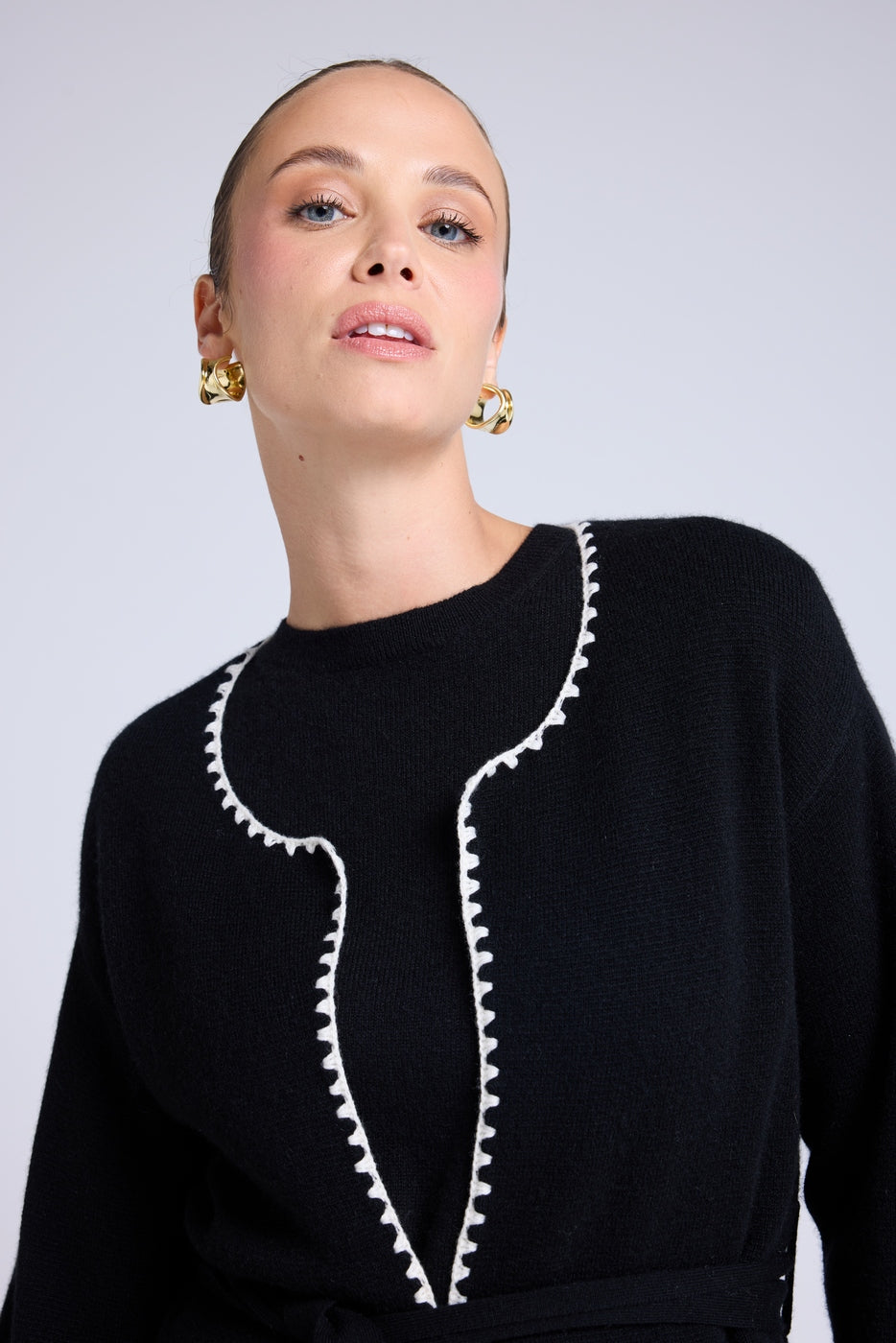 Veste Longue Bordures Contrastées Monique - Noir Blanc