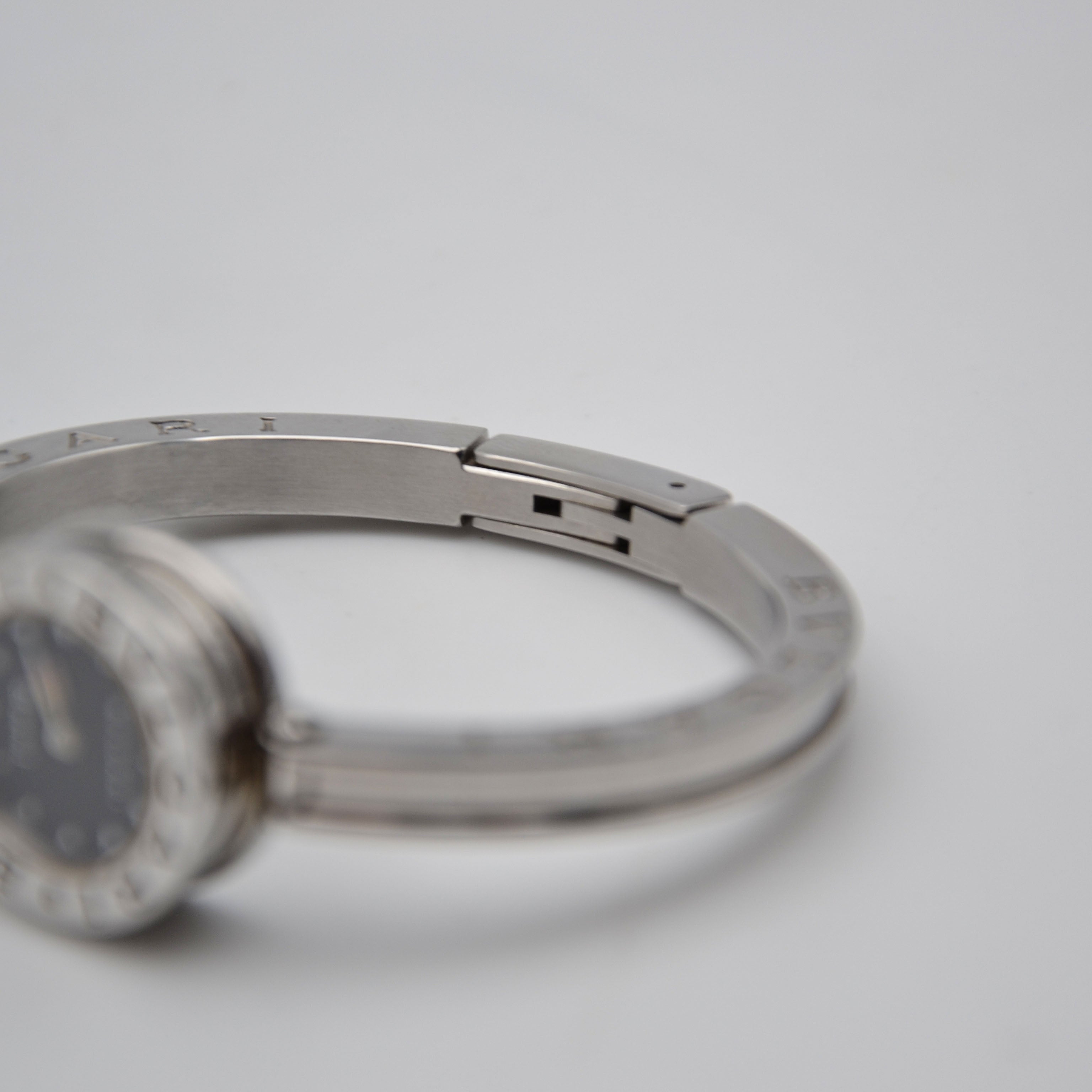 Reloj Bulgari B.Zero1 Bz22S Acero Esfera Negra Pulsera Rígida