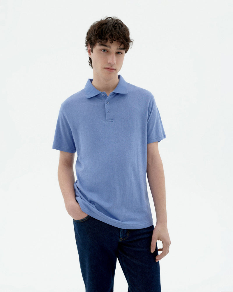 Polo azul claro hemp sostenible-1