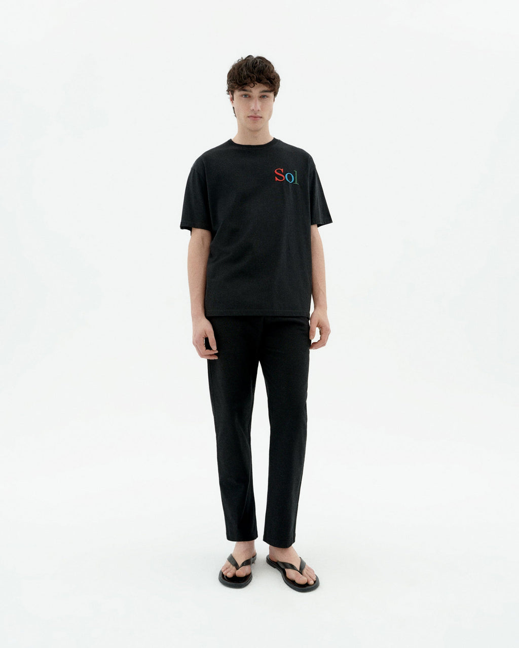 Pantaloni neri Travel light sostenibili-3