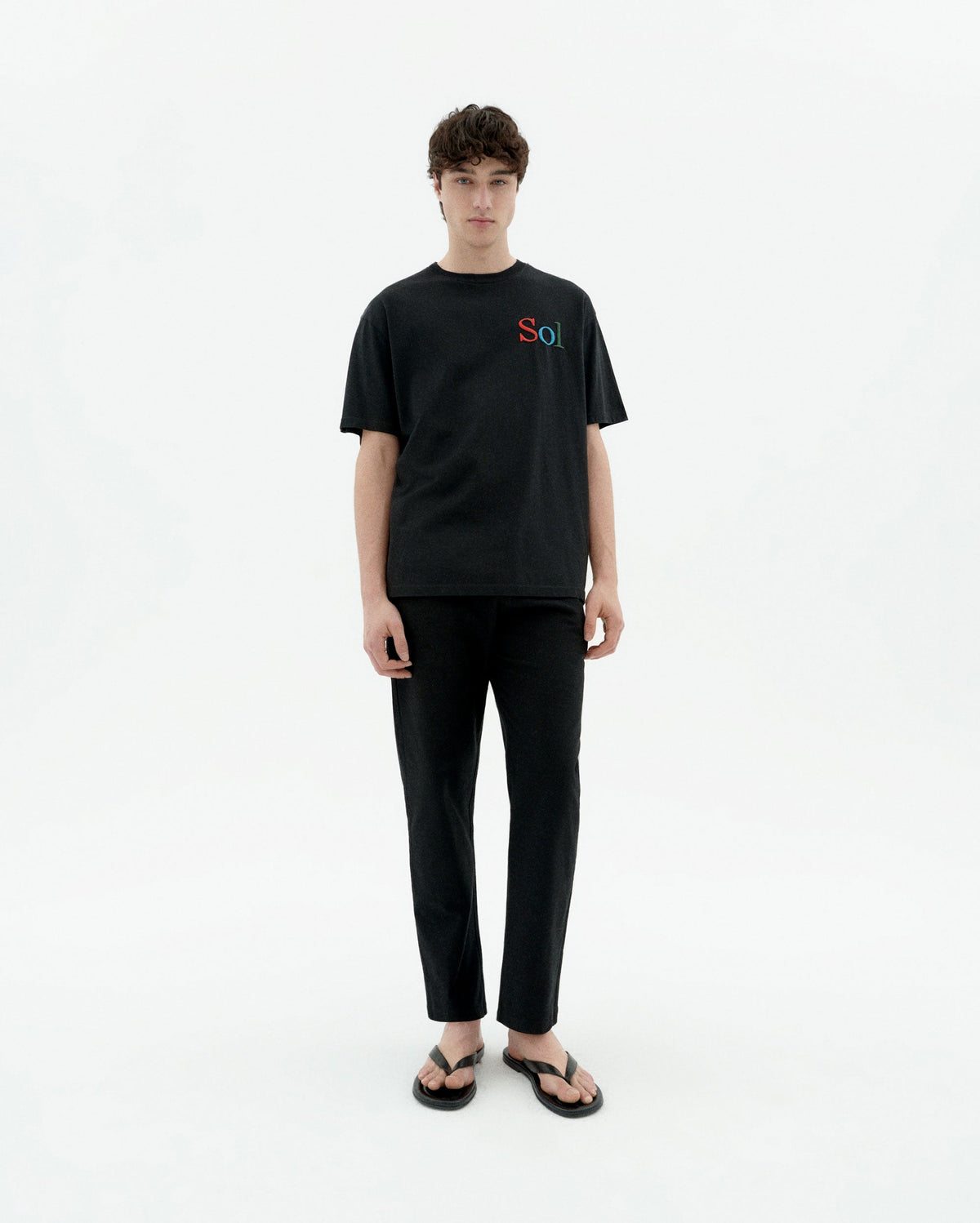 Pantaloni neri Travel light sostenibili-3
