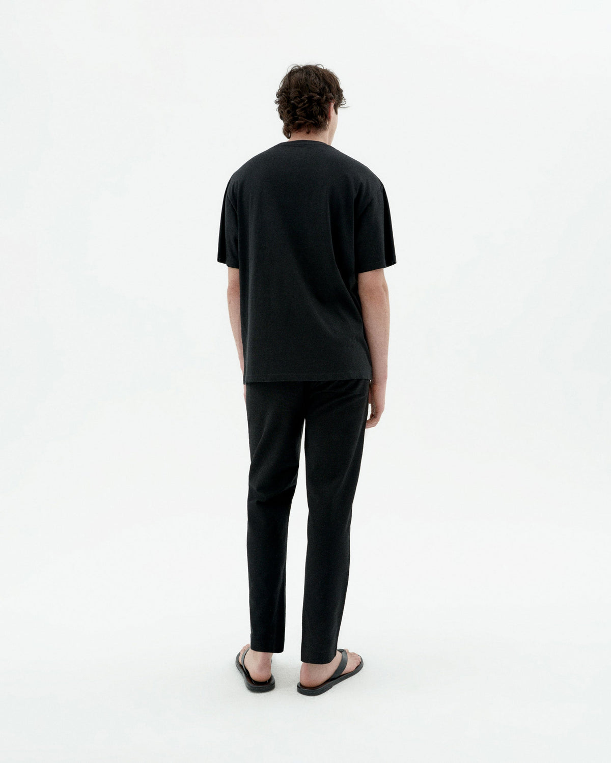 Pantaloni neri Travel light sostenibili-4