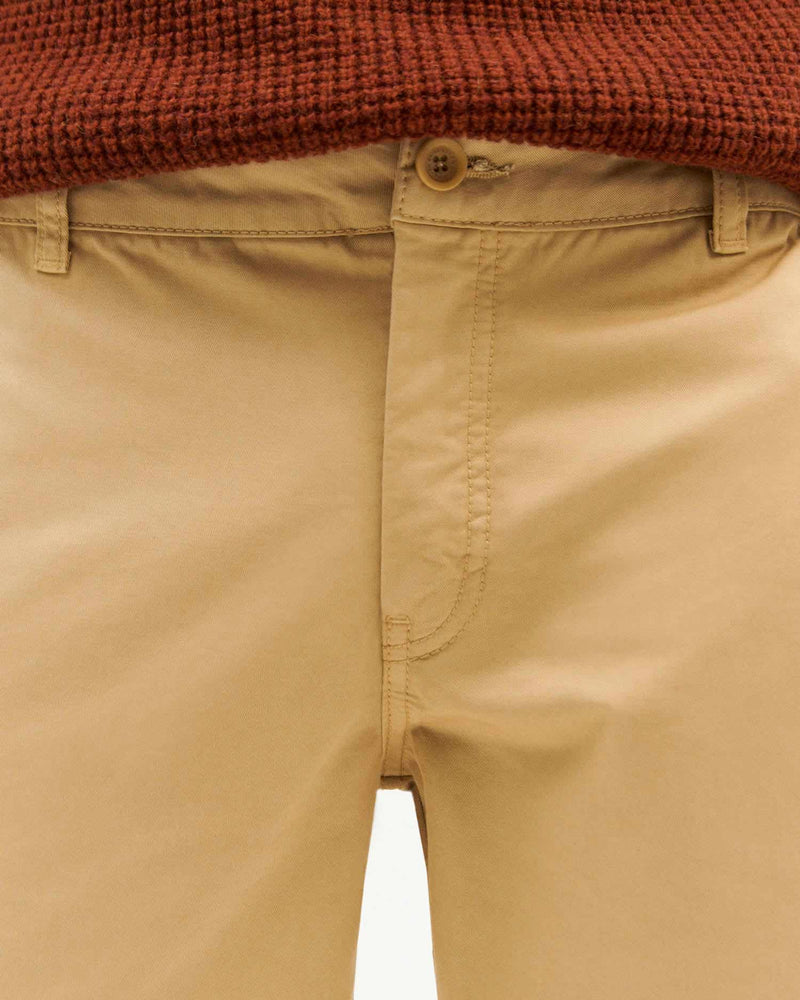 Pantalón camel Chino sostenible-3